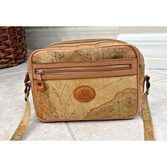 Allen Edmonds Handbags - VTG Allen Edward World Map Crossbody Purse Travel Atlas Print Bag Boho 10x7x3